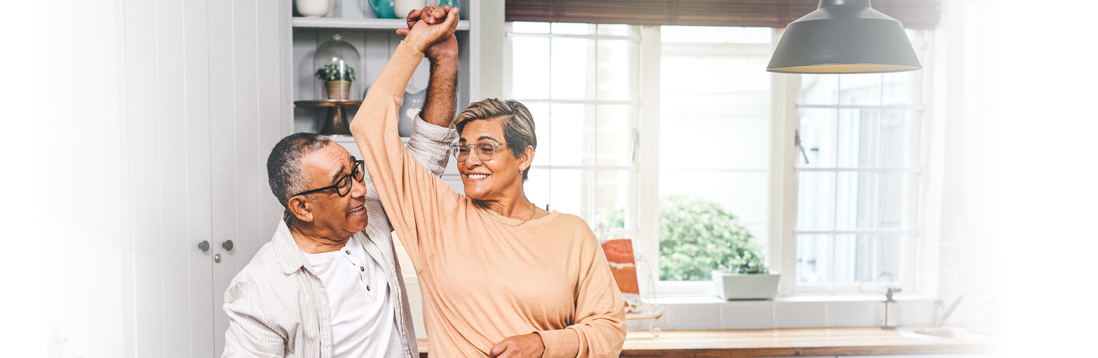 couple-dancing-1600x522.jpg